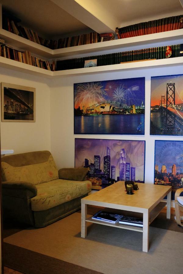 Apartament Old City Bukares Bagian luar foto